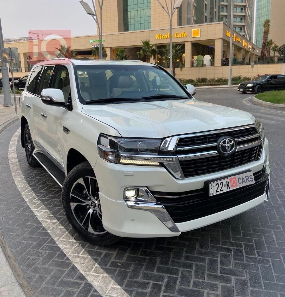 تويوتا لاندكروزر